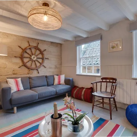3 Bed In Robin Hoods Bay Oc-r041 Tatil Evi