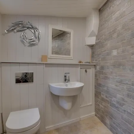 3 Bed In Robin Hoods Bay Oc-r041 Casa de Férias